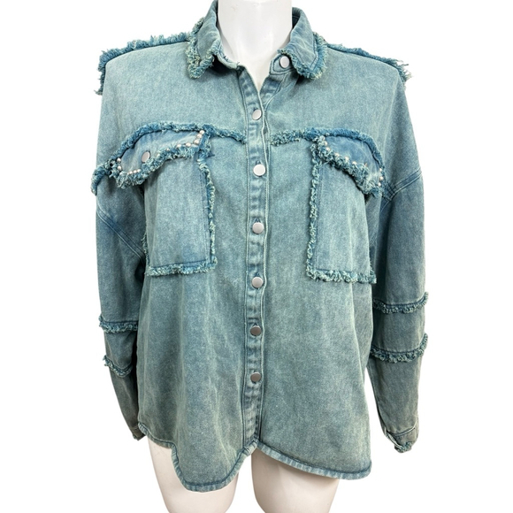 POL Jackets & Blazers - POL Frayed Denim Shacket Jacket Size L Blue Snap Front Distressed Western Style